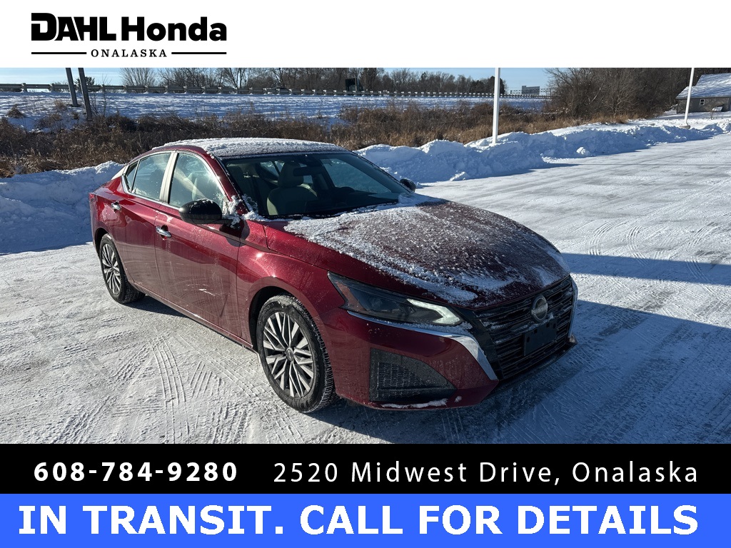 2025 Nissan Altima SV's photo