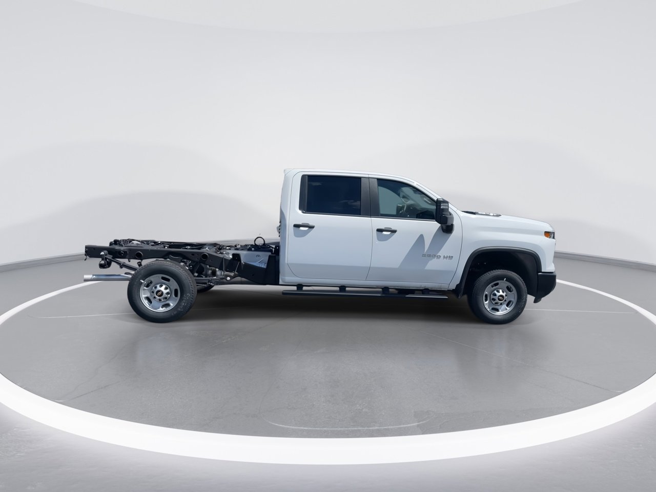 2025 Chevrolet Silverado 2500HD photo 3