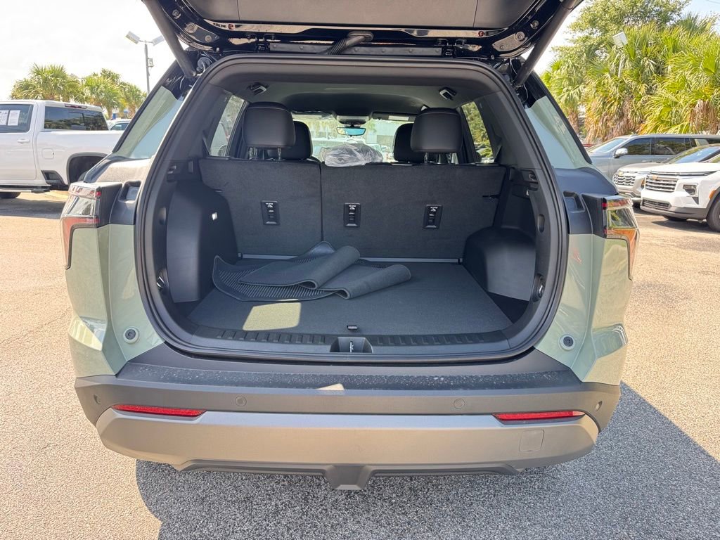2026 Chevrolet Equinox LT photo 10