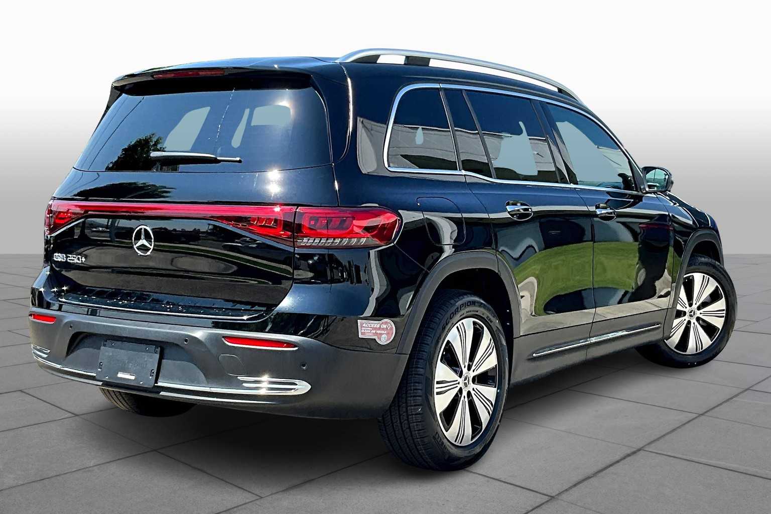 2023 Mercedes Benz EQB photo 11