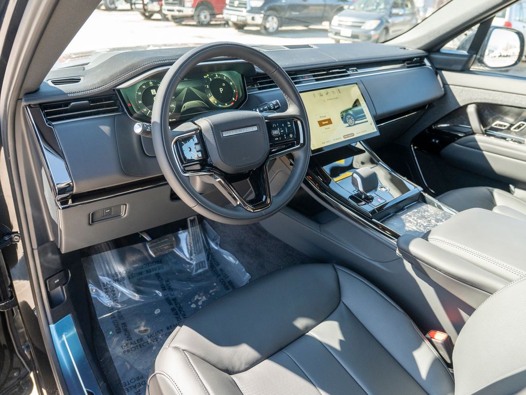 2025 Land Rover Range Rover Sport SE photo 11