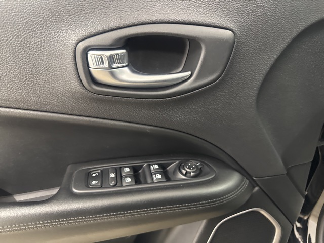 2018 Jeep Compass North Edition Latitude photo 7