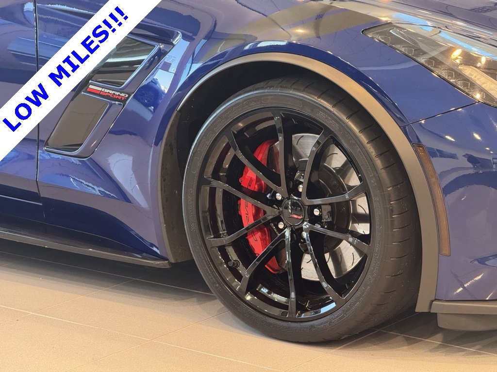2019 Chevrolet Corvette Grand Sport 2LT photo 3