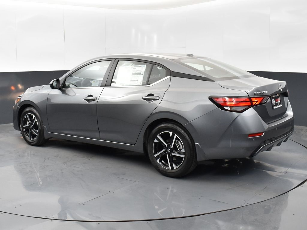2025 Nissan Sentra SV photo 4