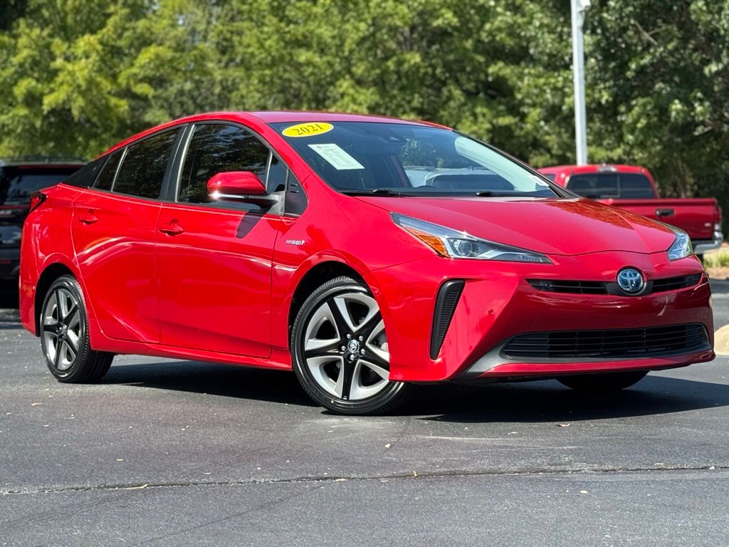 2021 Toyota Prius XLE photo 2