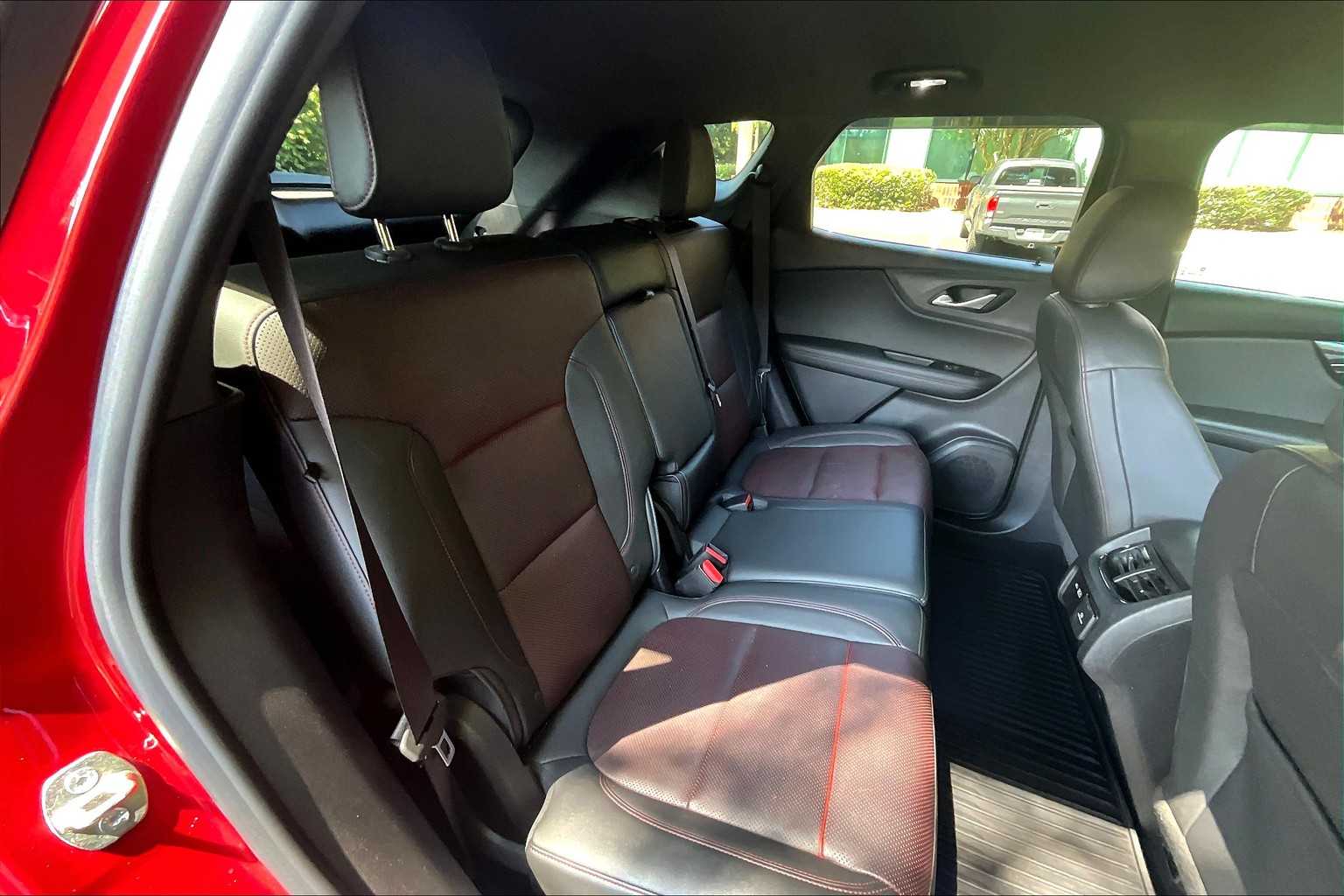 2019 Chevrolet Blazer RS photo 17
