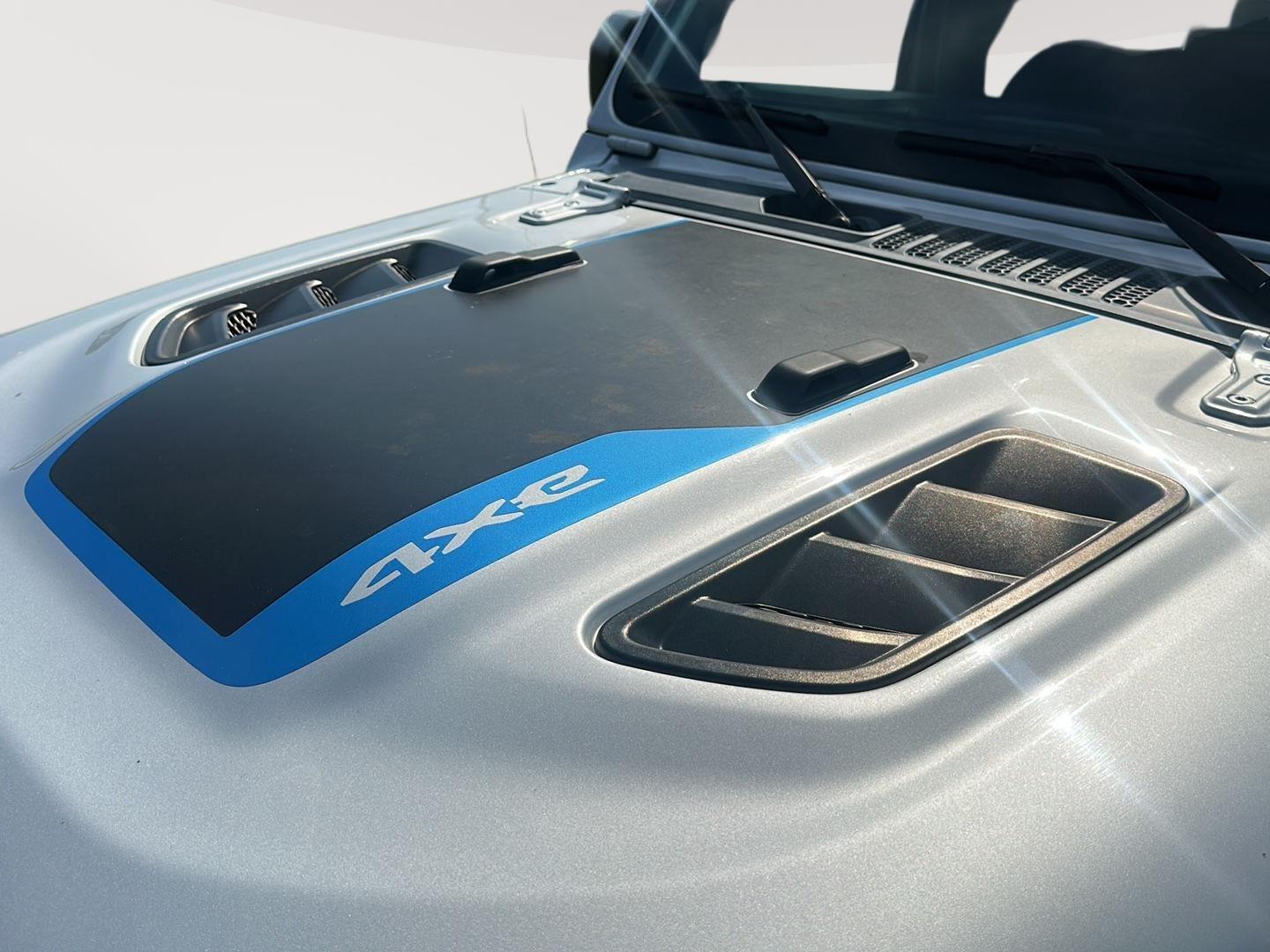 2023 Jeep Wrangler 4xe Rubicon photo 9