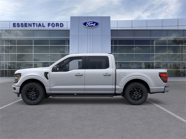 2025 Ford F-150 XLT photo 3