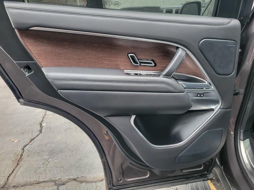 2023 LAND ROVER RANGE ROVER - Image 17