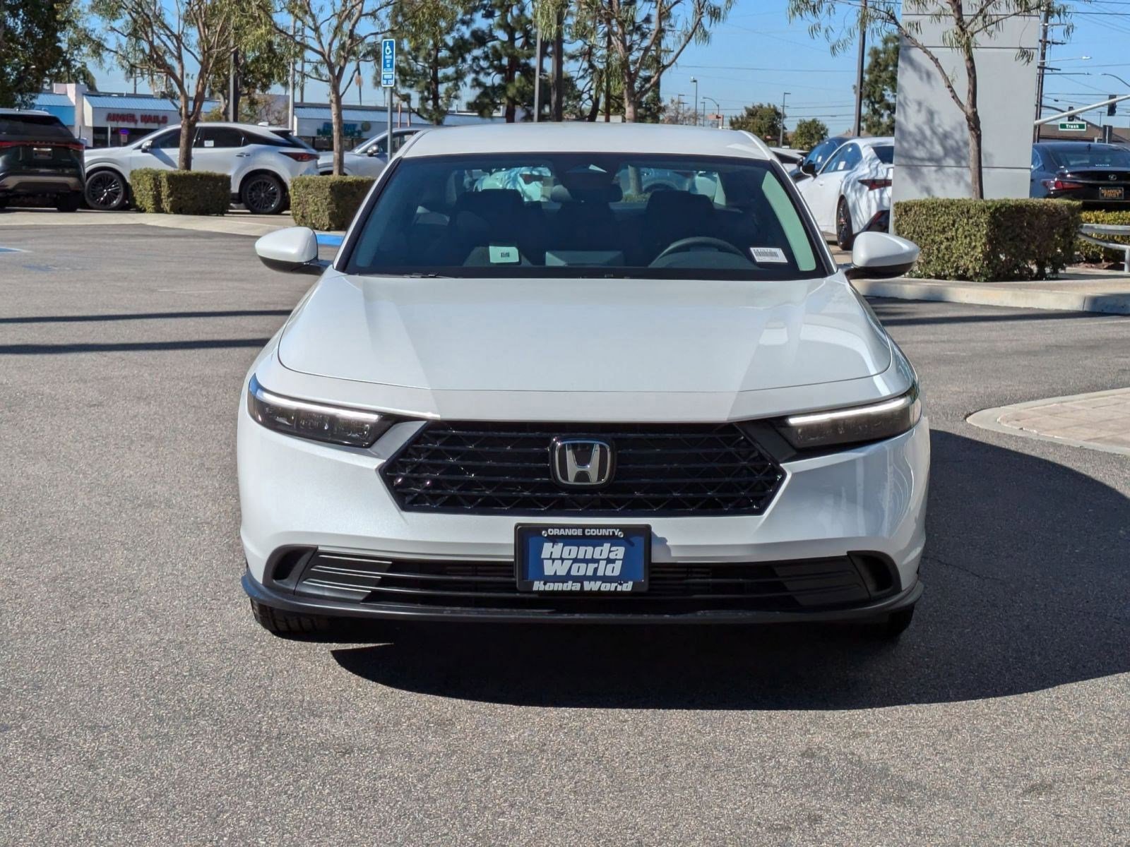 2025 Honda Accord 1.5T LX photo 2