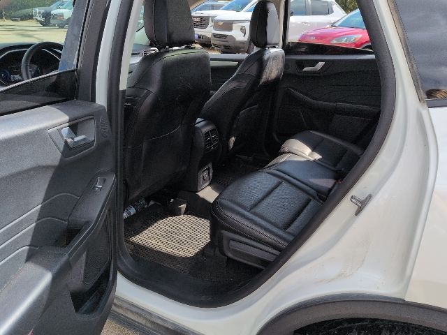 2022 Ford Escape SEL photo 7