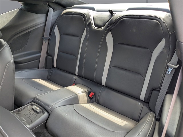 2017 Chevrolet Camaro 2SS photo 19