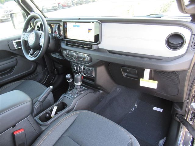 2025 Jeep Wrangler Sport photo 10