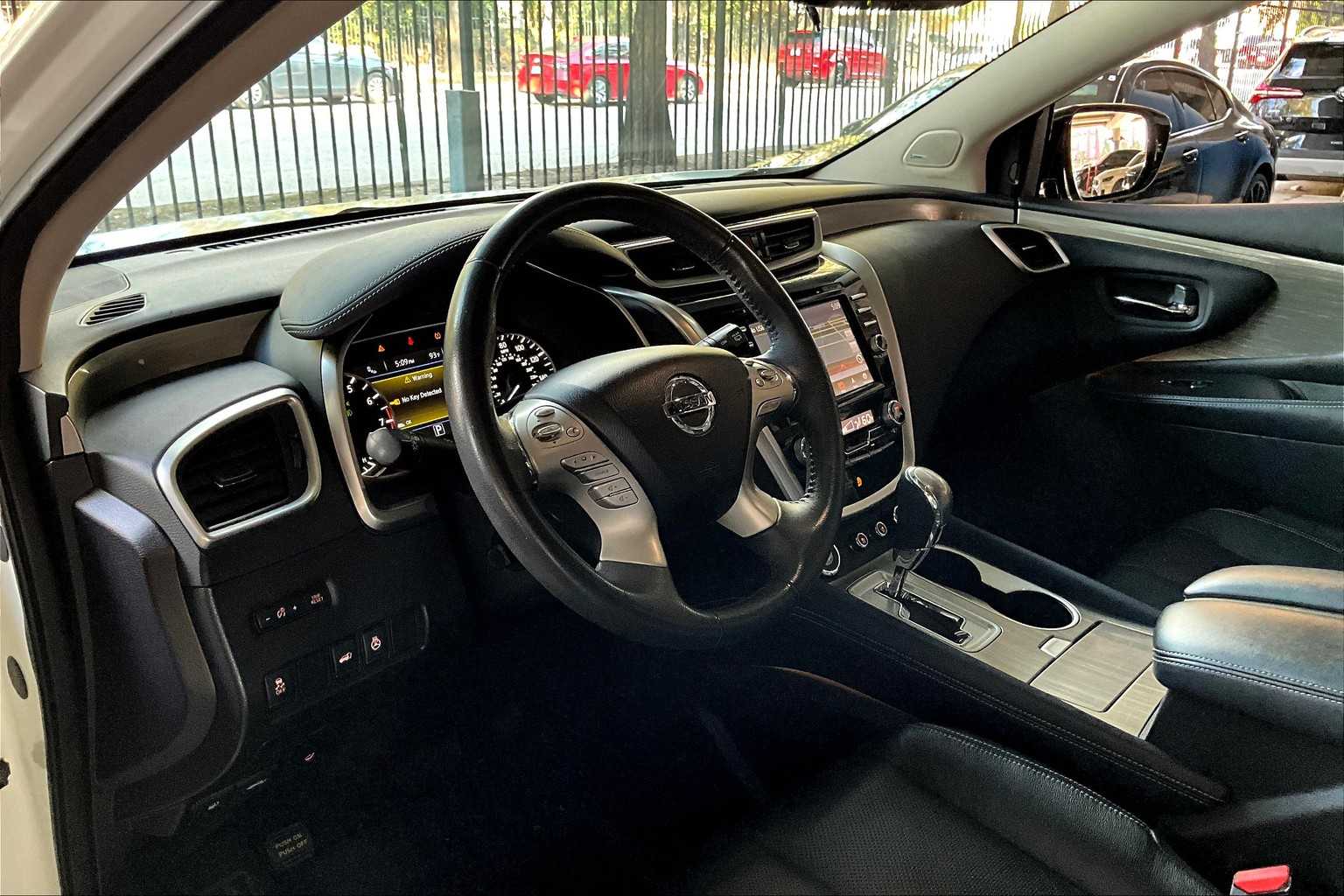 2015 Nissan Murano Platinum photo 16