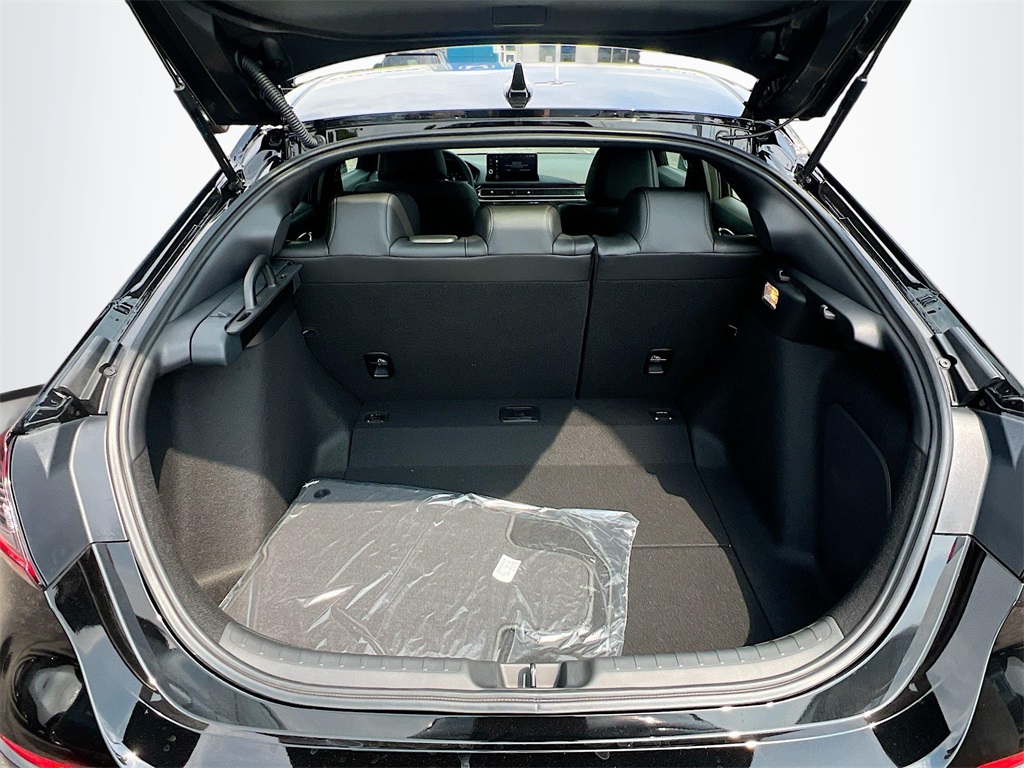 2026 Honda Civic Hatchback Hybrid Sport Touring photo 11