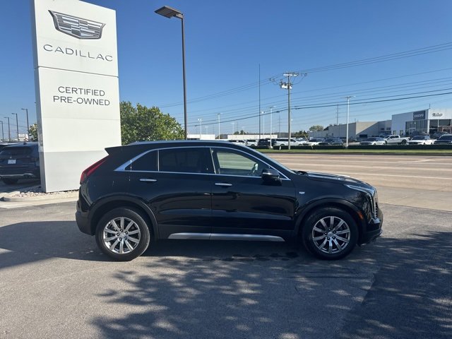 2022 Cadillac XT4 Premium Luxury photo 4