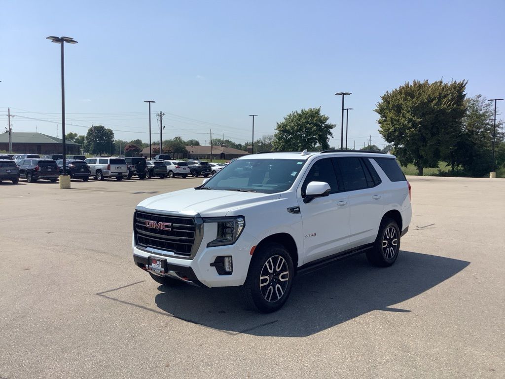 2021 Gmc Yukon AT4 photo 3