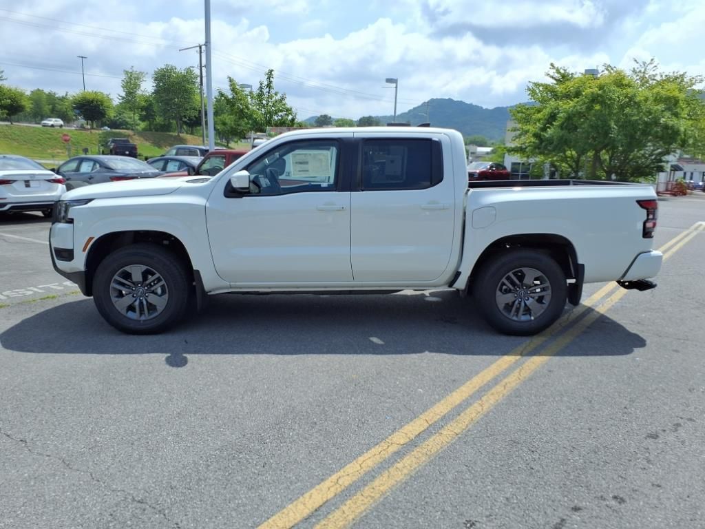 2025 Nissan Frontier Crew Cab SV photo 6