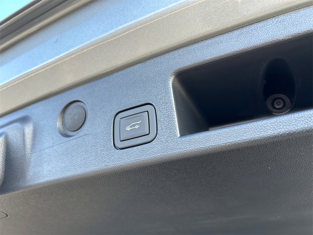 2026 GMC TERRAIN - Image 33