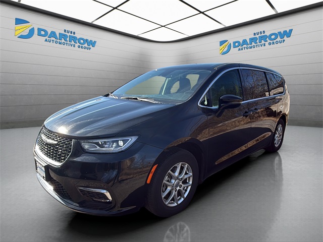 2024 Chrysler Pacifica Touring L's photo