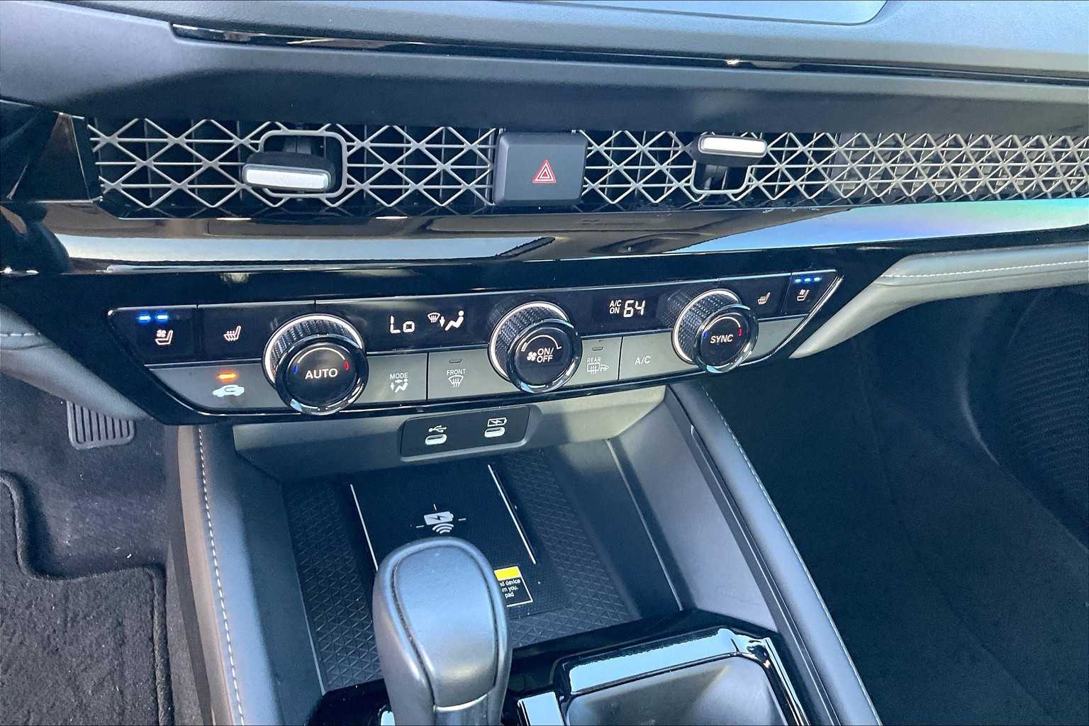 2024 Honda Accord Hybrid Touring photo 29