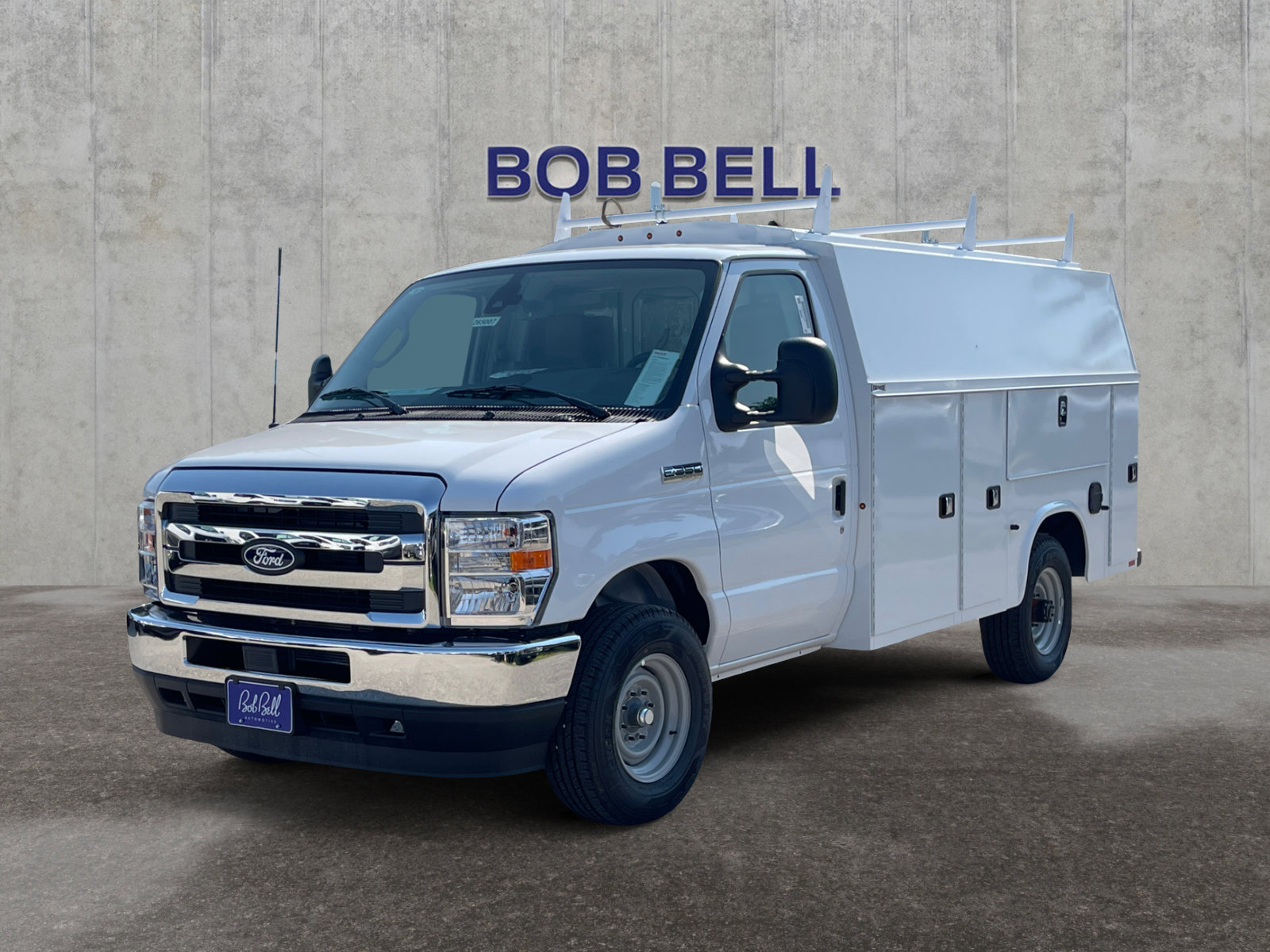 2026 Ford E-Series Cutaway Base's photo