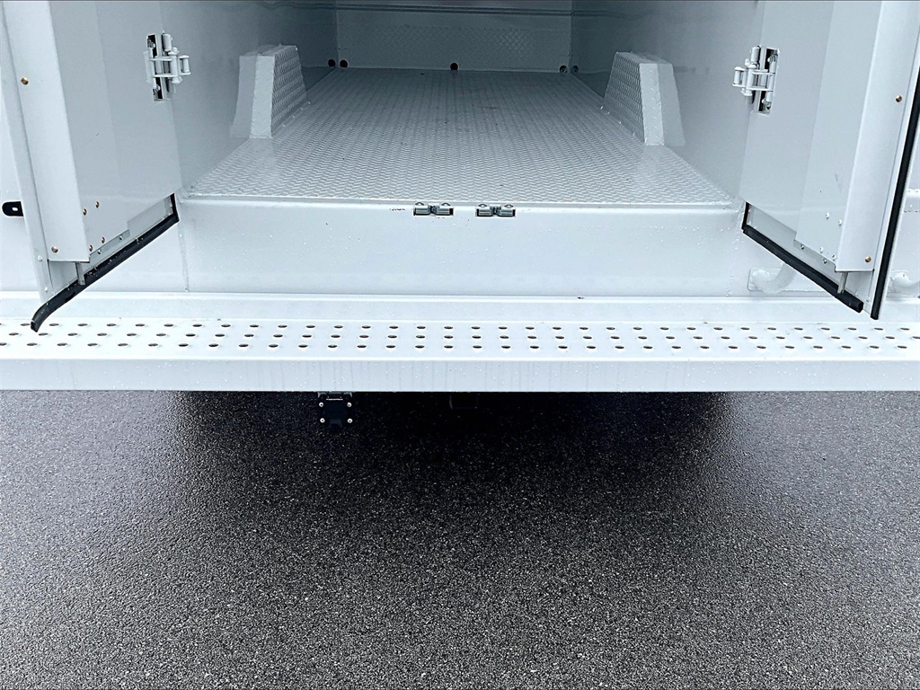 2025 Ford Transit photo 21