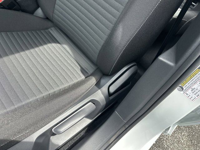 2025 Volkswagen Jetta 1.5T S photo 4