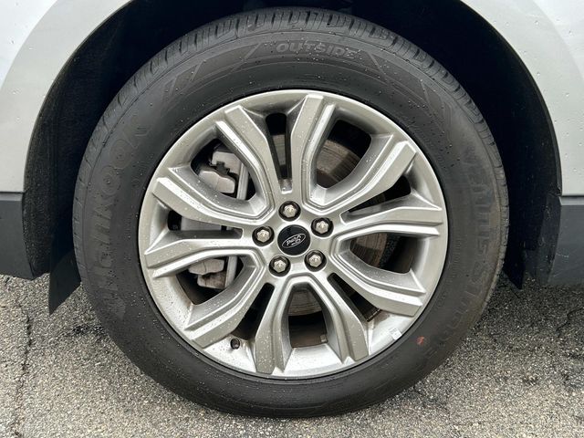 2024 Ford Edge Titanium photo 31