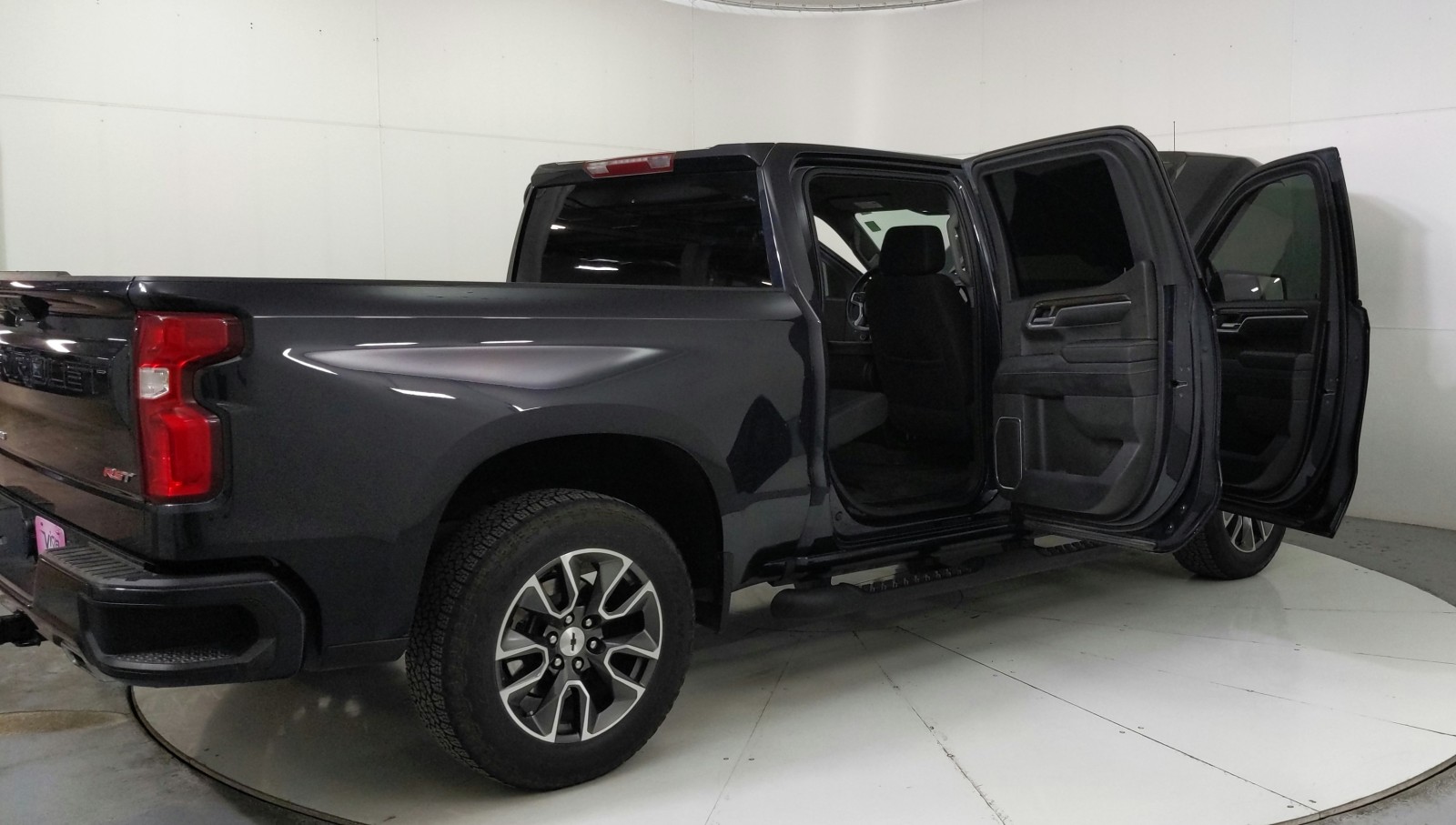 Used 2023 Black Chevrolet RST image 1