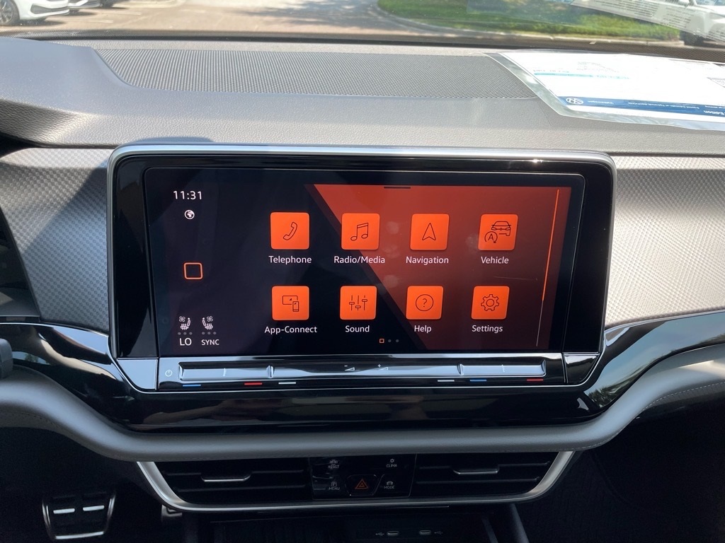 2025 Volkswagen Atlas Peak Edition SE photo 11