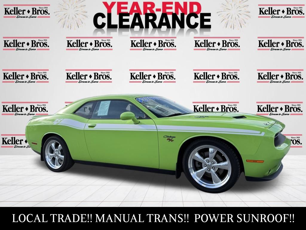 2015 Dodge Challenger R/T's photo