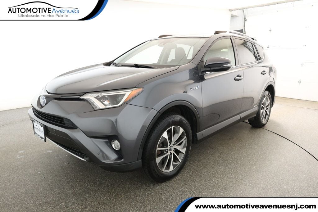 2018 Toyota RAV4 XLE