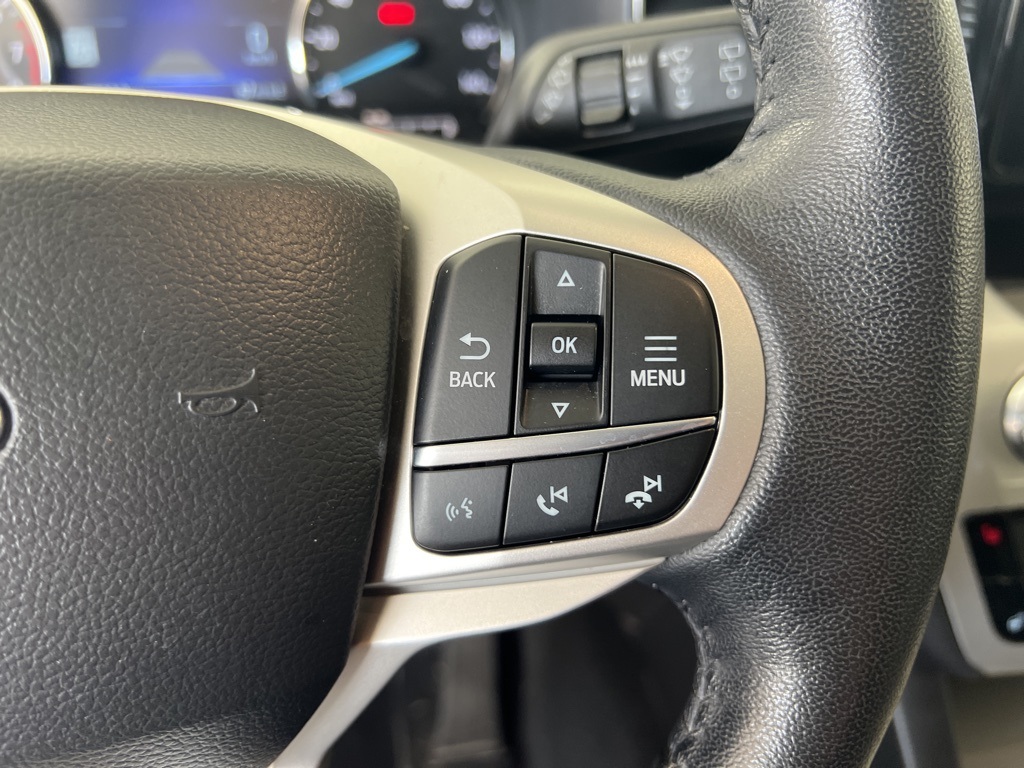 2022 Ford Explorer XLT photo 6
