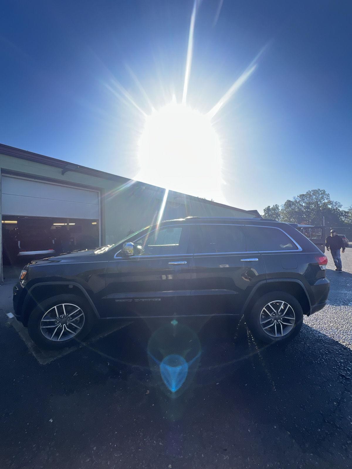 2021 Jeep Grand Cherokee Limited photo 4
