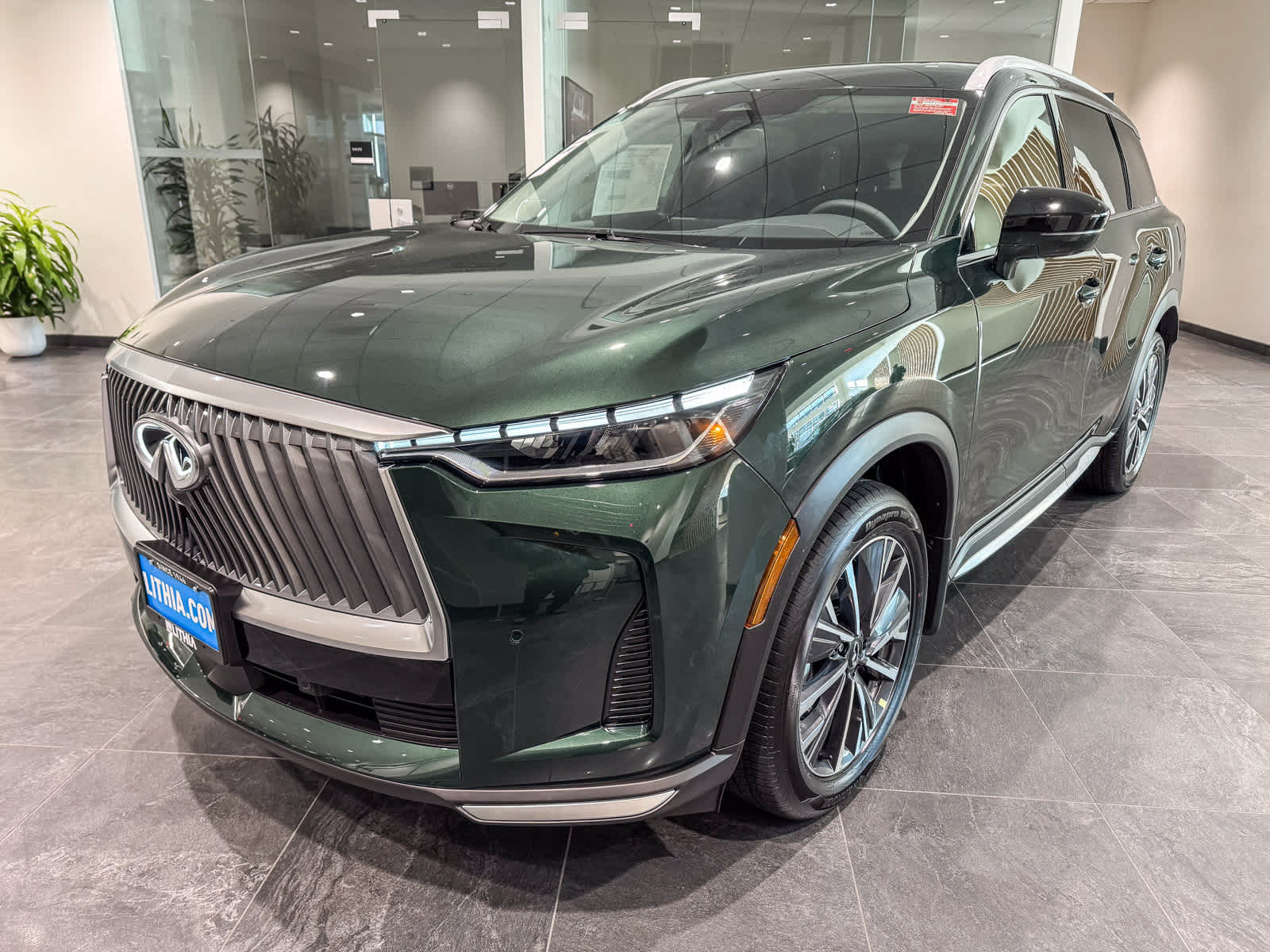 2026 INFINITI QX60 LUXE's photo