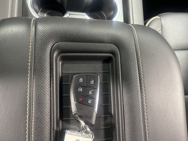 2023 Gmc Yukon SLT photo 23