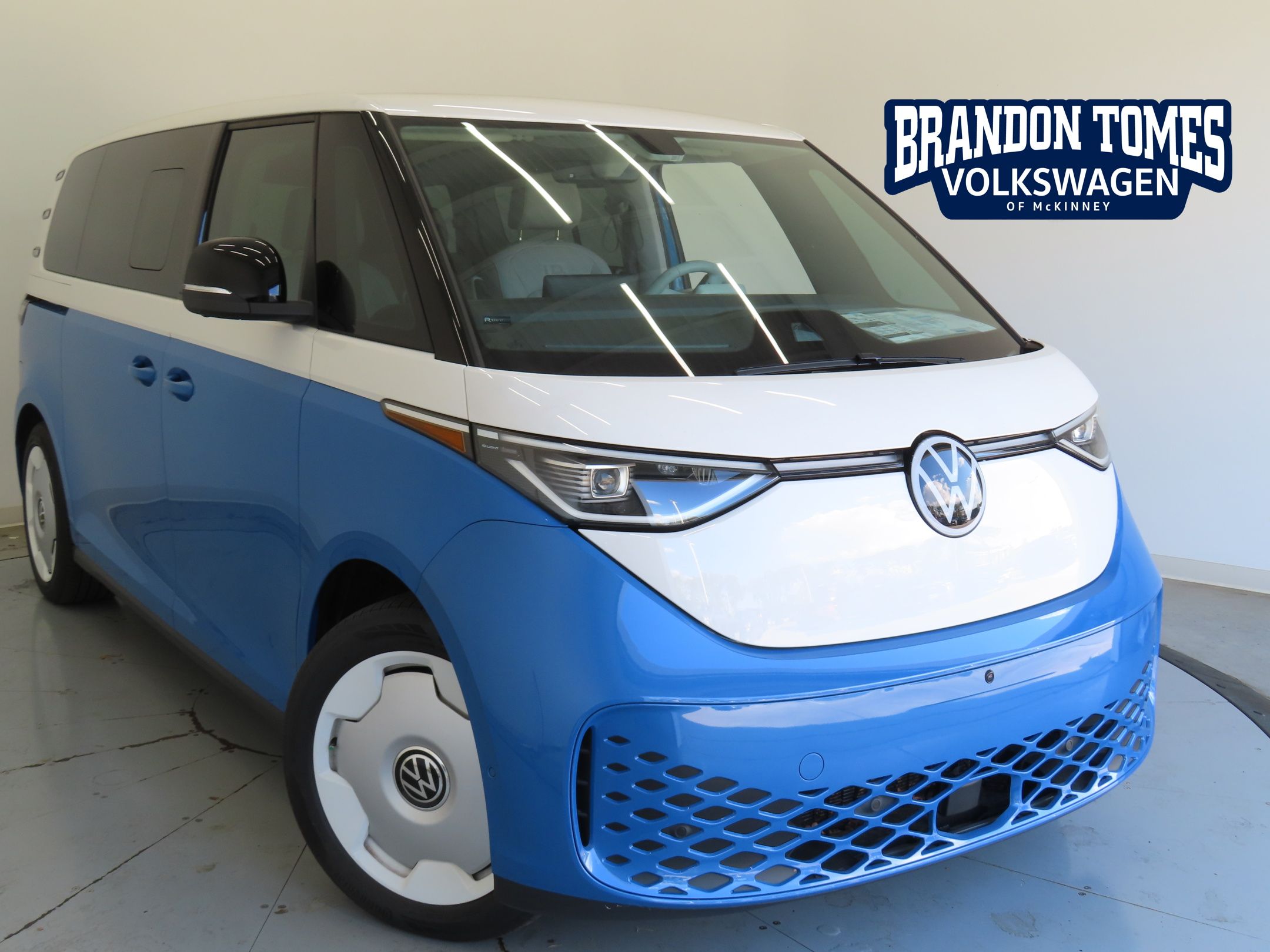 2025 Volkswagen ID. Buzz 1st Edition's photo