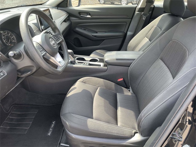 2024 Nissan Altima 2.5 SV photo 15