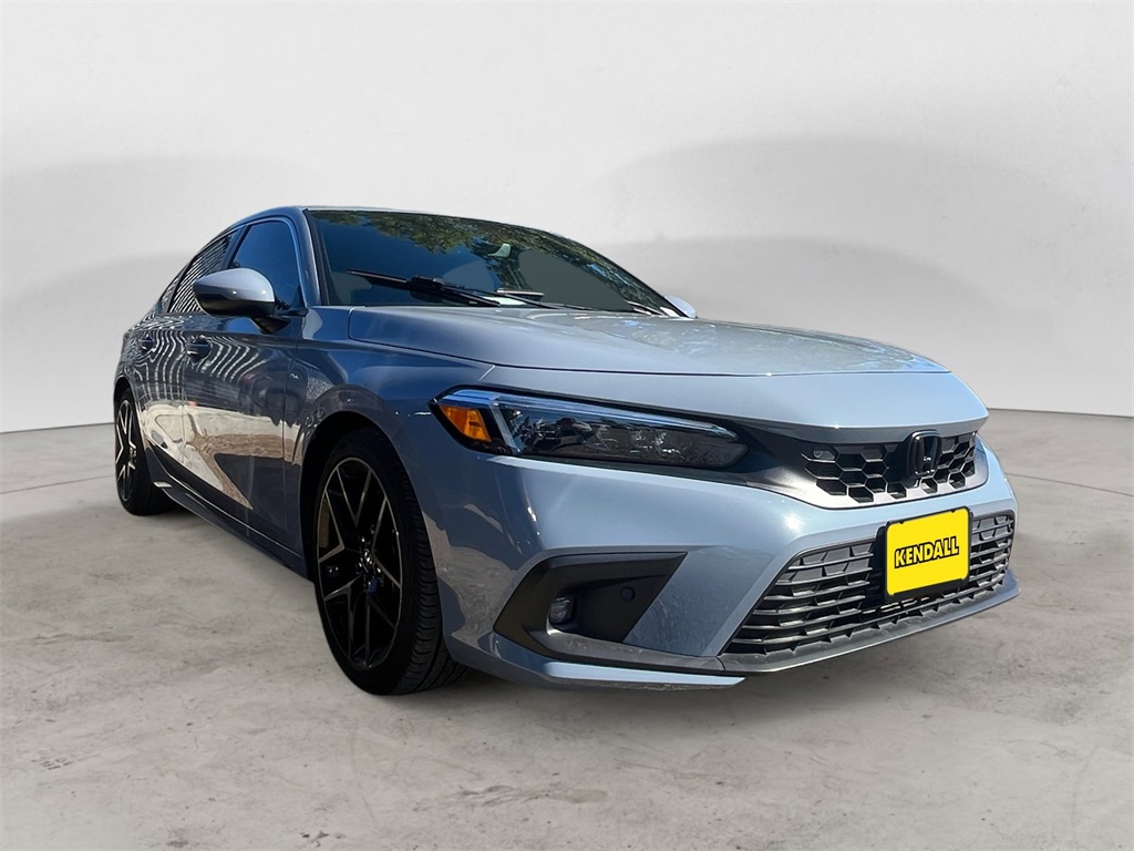 2023 Honda Civic Sport Touring photo 4