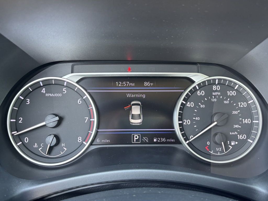 2025 Nissan Sentra SV photo 11