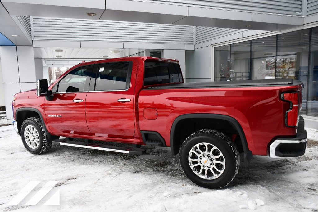 2025 Chevrolet Silverado 2500HD LTZ photo 3