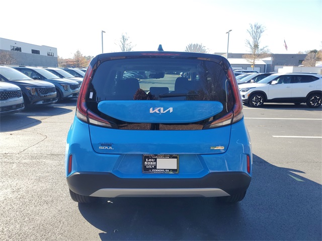 2023 Kia Soul EX photo 3