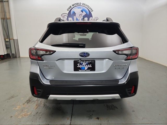 2022 Subaru Outback Limited photo 4