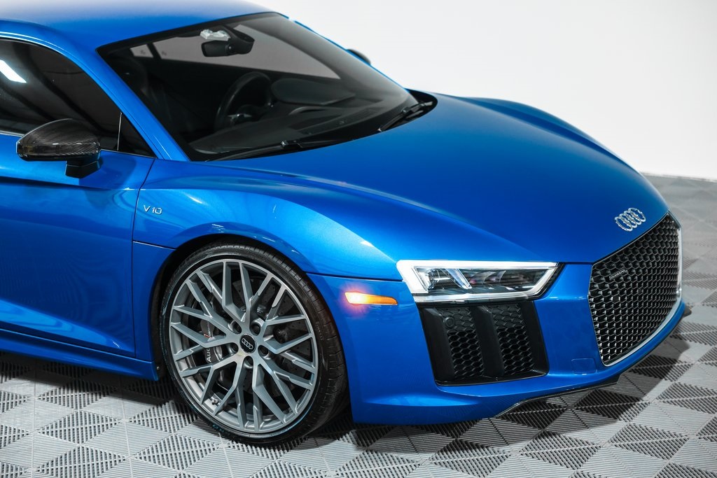 2017 Audi R8 V10 Plus Coupe photo 5