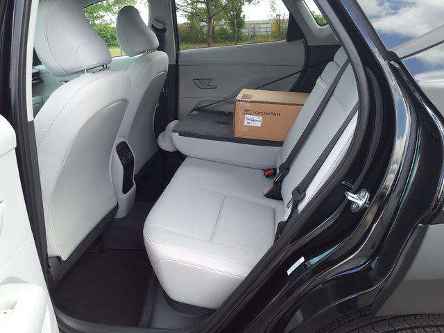 2026 Hyundai Kona SEL photo 10