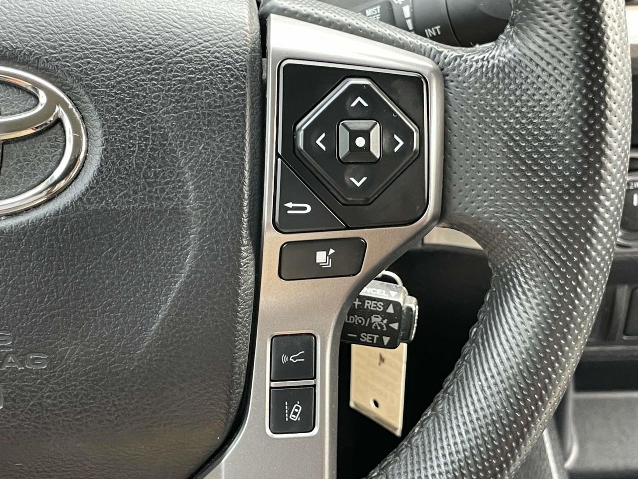 2022 Toyota Tacoma SR5 V6 photo 22