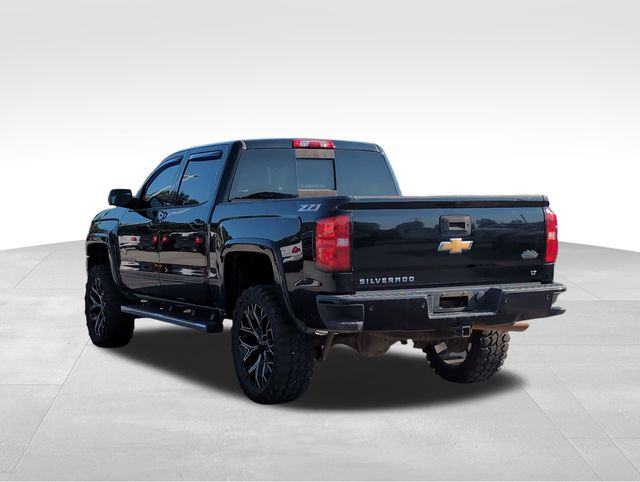 2018 Chevrolet Silverado 1500 LT photo 3