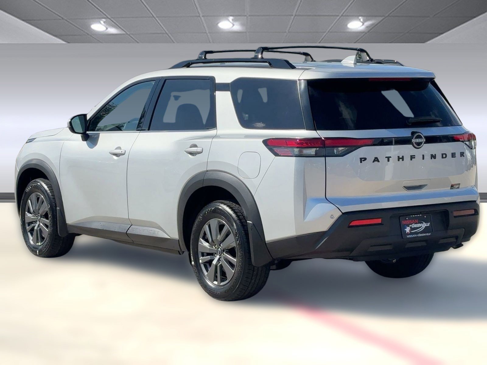 2025 Nissan Pathfinder SV photo 3