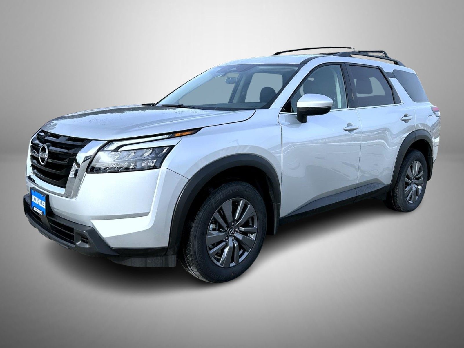 2025 Nissan Pathfinder SV's photo